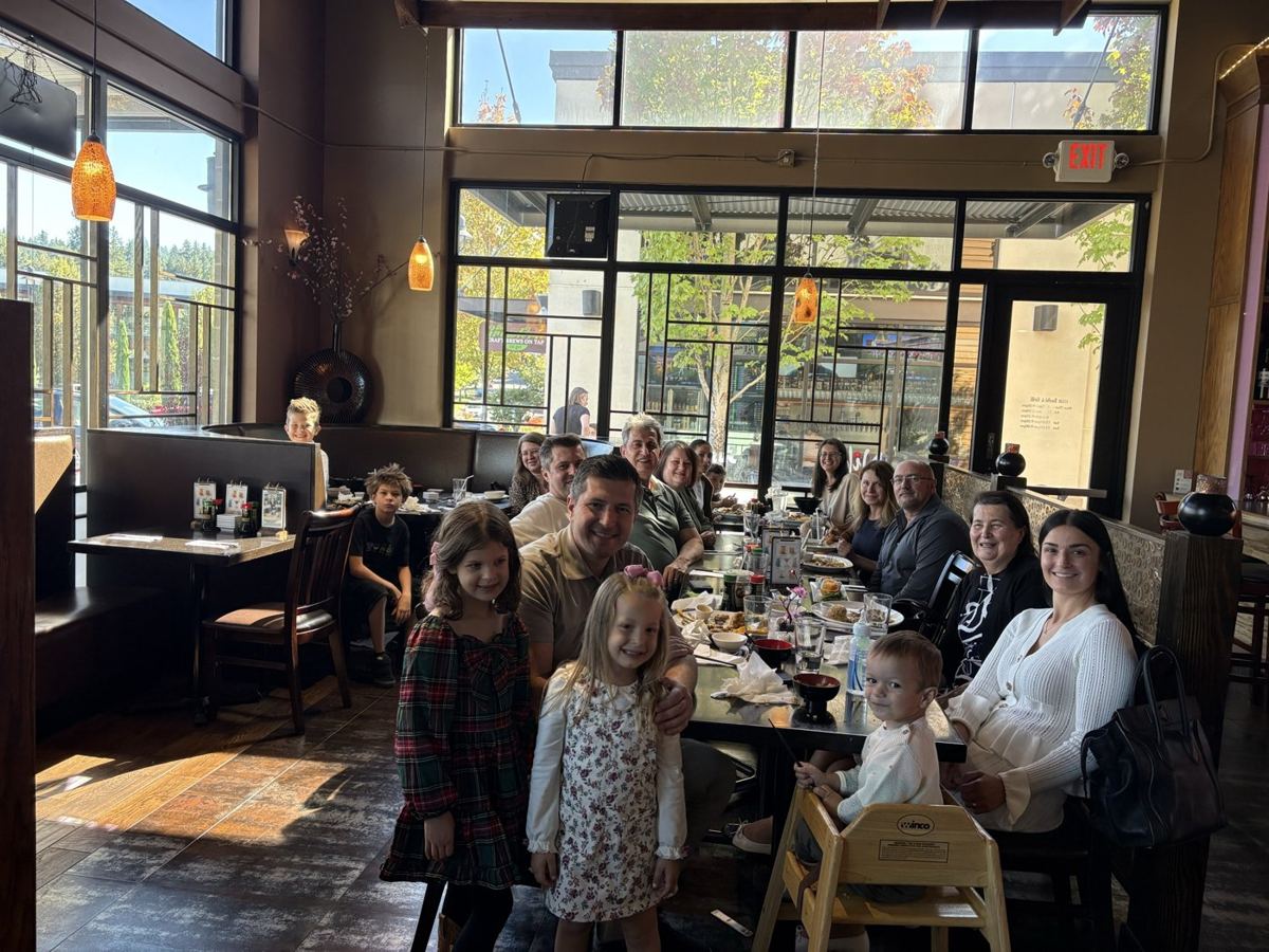 Grace Romanian Church family lunch together